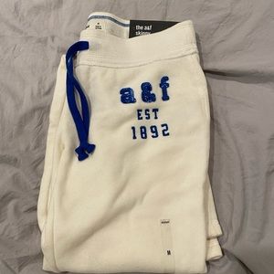 a&f sweats (skinny)